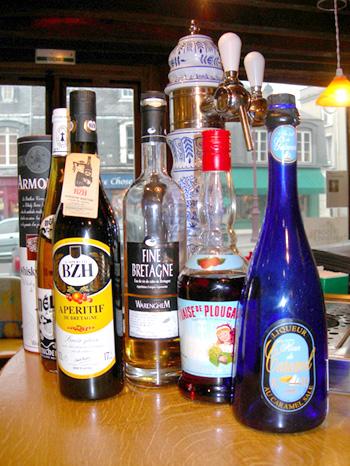 Roselyne Bachelot veut interdire la vente d'alcool aux jeunes