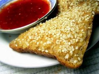 Toasts aux crevettes et au sésame