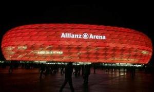 Allianz organise une répétition de France-Italie, entre Ribéry et Toni