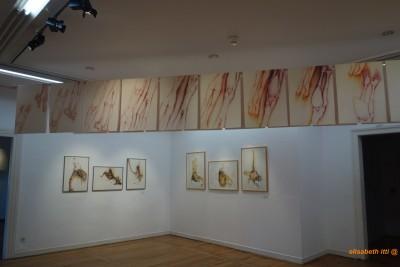 Simone Adou en a-pesanteur Simone Adou en a-pesanteur