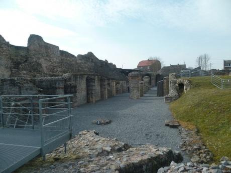 LE FORUM ANTIQUE DE BAVAY dans le département du NORD tourisme,histoire,culture,forum antique,nord,bavay