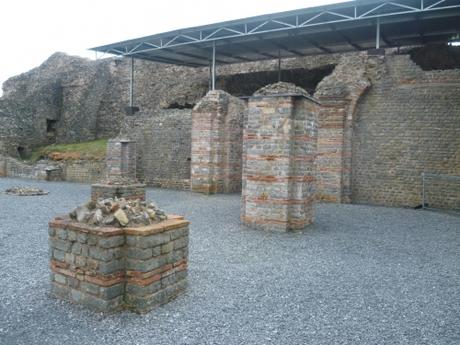 LE FORUM ANTIQUE DE BAVAY dans le département du NORD tourisme,histoire,culture,forum antique,nord,bavay