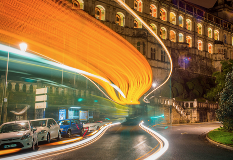 E-commerce : le commerce traditionnel est‐il menacé ? - Marketing & Innovation Le e-commerce progresse et bouleverse nos habitudes avec une rapidité stupéfiante