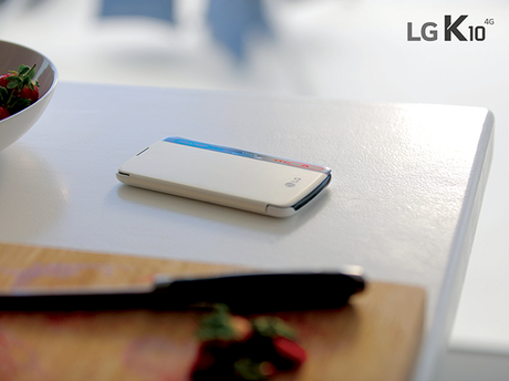LG K10 : l’alliance du design et de la photo HD sans se ruiner ! Quick Cover View smartphone LG K10
