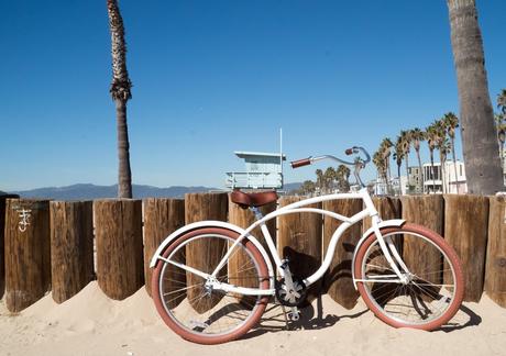 Ce vélo est capable de rouler sur le sable sans difficulté !