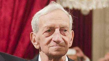 Un résistant est mort. Un vrai. #Pivert Le résistant Raymond Kojitsky, ancien du groupe Manouchian, est décédé à l'âge de 89 ans.