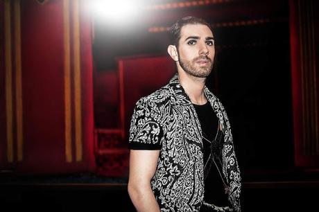 LOVE CIRCUS, La Comédie Musicale fait son grand retour à Paris le 21 avril 2016 ! LOVE CIRCUS, La Comédie Musicale fait son grand retour à Paris le 21 avril 2016 !