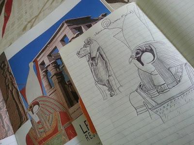 Lectures offertes et dessins (chevaliers, chats et dieux egyptiens)
