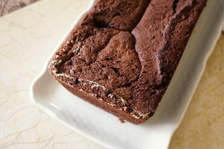 Cake au chocolat, poires et amandes