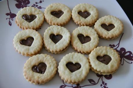 Recette Cakes Coeur de Nutella avec Thermomix Sablés au chocolat fourrés au Nutella avec Thermomix