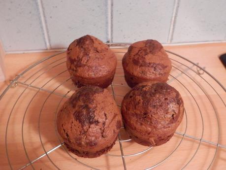 Muffins marbrés Chocolat - Noisettes Muffins marbrés Chocolat - Noisettes