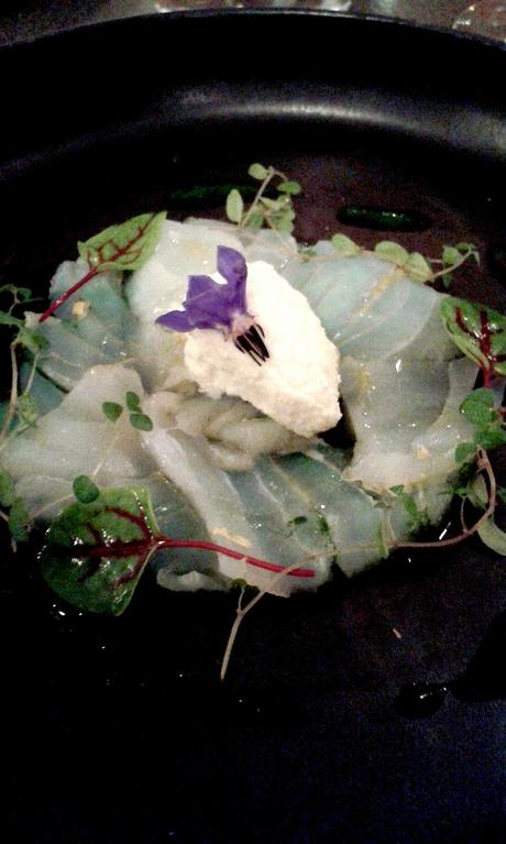 Morue en tranches, sorbet huile d'olive et fromage frais © P.Faus Morue en tranches, sorbet huile d'olive et fromage frais © P.Faus