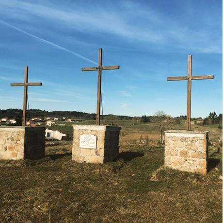 Croix des portes d'Auvergne en Instagram Croix des portes d'Auvergne en Instagram