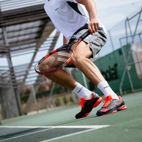 Survolez les courts avec la nouvelle Jet de Babolat! Survolez les courts avec la nouvelle Jet de Babolat!