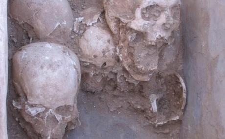 Jordanie: des squelettes vieux de 9000 ans inhumés de façon étrange Jordanie: des squelettes vieux de 9000 ans inhumés de façon étrange