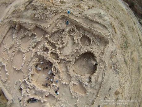 Jordanie: des squelettes vieux de 9000 ans inhumés de façon étrange Jordanie: des squelettes vieux de 9000 ans inhumés de façon étrange
