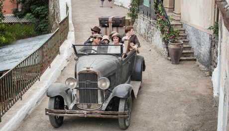 The Durrells (2016) : des rayons de soleil The Durrells (2016) : des rayons de soleil