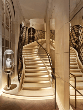 Patrick Jouin & Sanjit Manku signent la nouvelle adresse de la boutique Van Cleef & Arpels au 20  Place Vendôme.