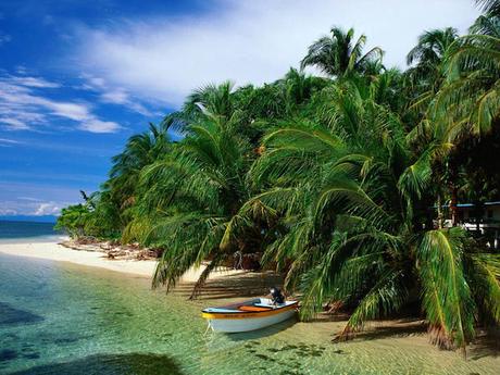 Isla-Bastimentos-National-Park-Bocas-del-Toro-Beach-Panama-1