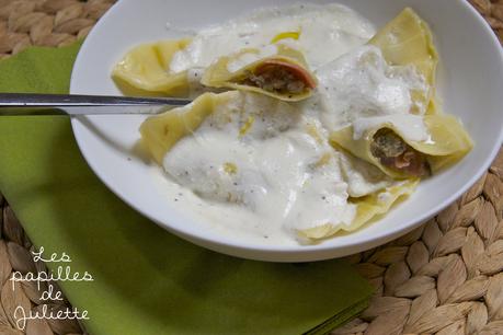 ▲ Raviolis à la pâte d'artichaut, au jambon cru et à la crème de citron ▲ ▲ Raviolis à la pâte d'artichaut, au jambon cru et à la crème de citron ▲