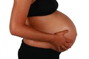 TRANSITION OBSTÉTRICALE: La menace des maladies chroniques sur la survie des femmes pendant la grossesse  – OMS
