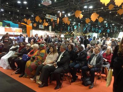 Commentaires après des tables rondes au Salon du livre de Genève Commentaires après des tables rondes au Salon du livre de Genève