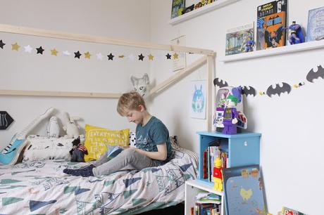 Un lit cabane tout en simplicité. Un lit cabane tout en simplicité.