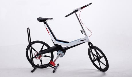 Ce vélo possède un tas de capteur et il pourra même mesurer votre fréquence cardiaque ! Ce vélo possède un tas de capteur et il pourra même mesurer votre fréquence cardiaque !