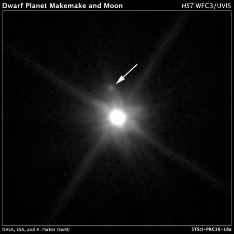Hubble découvre une lune autour de la planète naine Makémaké