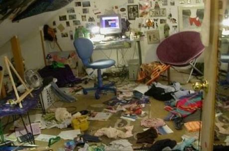 10 astuces pour être plus productif quand on travaille à domicile ! these_disgusting_home_offices_are_more_like_health_hazards_640_04