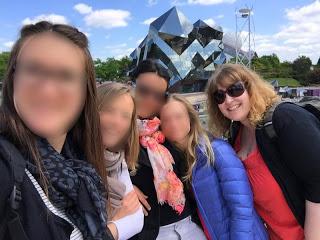 1332. Trois jours entre copines 1332. Trois jours entre copines