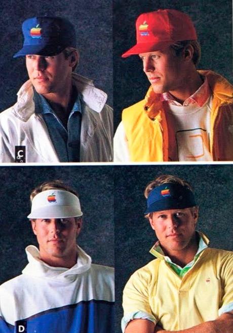 En 1986, Apple vendait des t-shirts, des polos et même des casquettes !