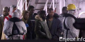 Arrestation en Italie de 16 passeurs présumés de migrants depuis la Libye Arrestation en Italie de 16 passeurs présumés de migrants depuis la Libye