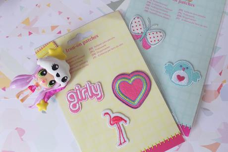 Les petites bricoles sur mon bureau. Les petites bricoles sur mon bureau.