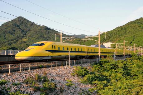 Au Japon, le Shinkansen qui porte bonheur ! Photo