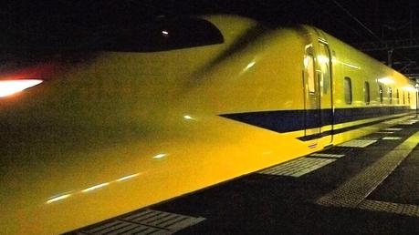 Au Japon, le Shinkansen qui porte bonheur ! Photo