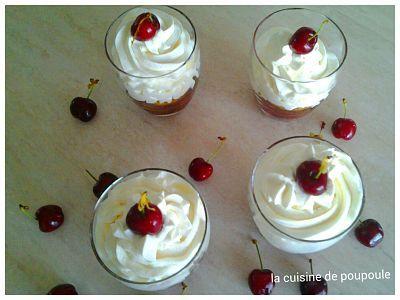 Verrines cerises, mascarponne et spéculoos au thermomix ou sans Verrines cerises, mascarponne et spéculoos au thermomix ou sans