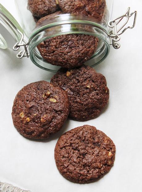 Cookies tout chocolat aux noix