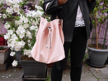 Le Jean Noir Le Jean Noir