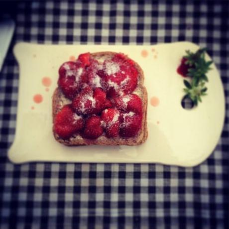 CHRONIQUE PEOPLE (15/06/16) : Est-ce que tu vas m’chanter au p’tit bokèt d’Andalouse ? CHRONIQUE PEOPLE (15/06/16) : Est-ce que tu vas m’chanter au p’tit bokèt d’Andalouse ?