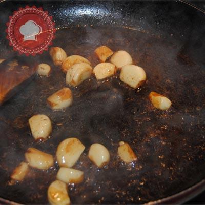 Filet mignon en sauce aux gousses d’ail filet mignon ail9