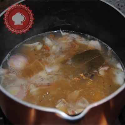 Filet mignon en sauce aux gousses d’ail filet mignon ail4