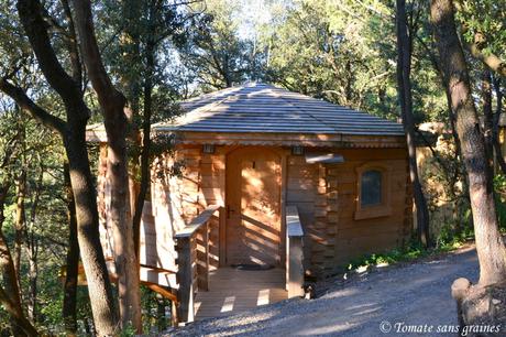 Séjour insolite : Les cabanes dans les bois, à Villalier Les cabanes dans les bois - Villalier