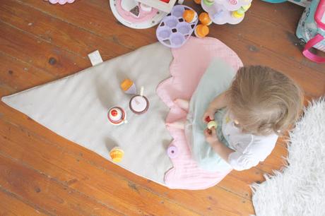Le Tapis glace ( et son concours ! ♥) Le Tapis glace ( et son concours ! ♥)