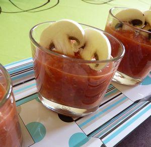 Gaspacho de tomate et champignons croquants P1100036