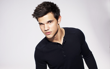 Scream Queens : Taylor Lautner rejoint le casting de la saison 2 ! Scream Queens : Taylor Lautner rejoint le casting de la saison 2 !