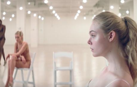The Neon Demon : une main de velours dans un gant d’acide The Neon Demon : une main de velours dans un gant d’acide