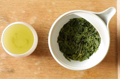 Etonnant gyokuro de Uji-Tawara Etonnant gyokuro de Uji-Tawara