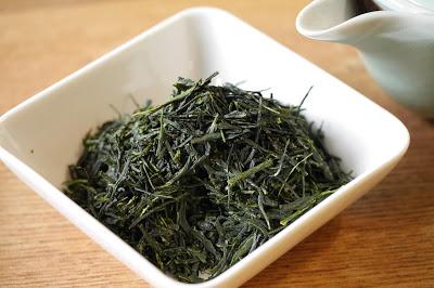 Etonnant gyokuro de Uji-Tawara Etonnant gyokuro de Uji-Tawara