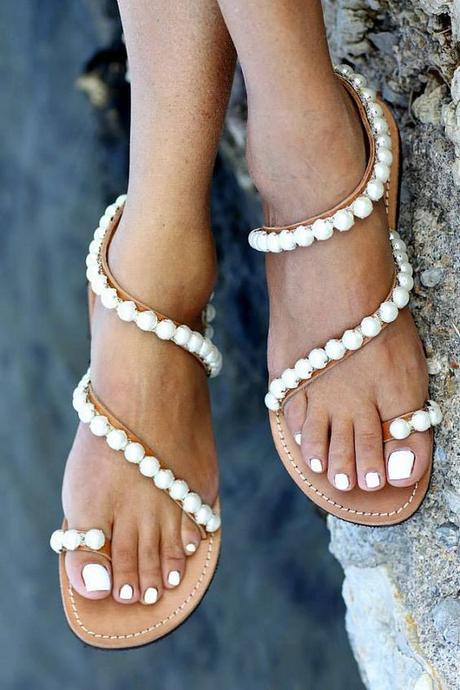 (S)Andals. (S)Andals.